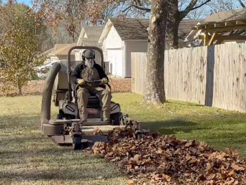 Lawn Mowing in Cabot, AR