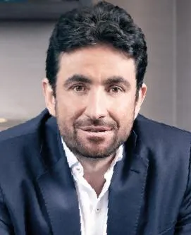 CAMILO FERNÁNDEZ