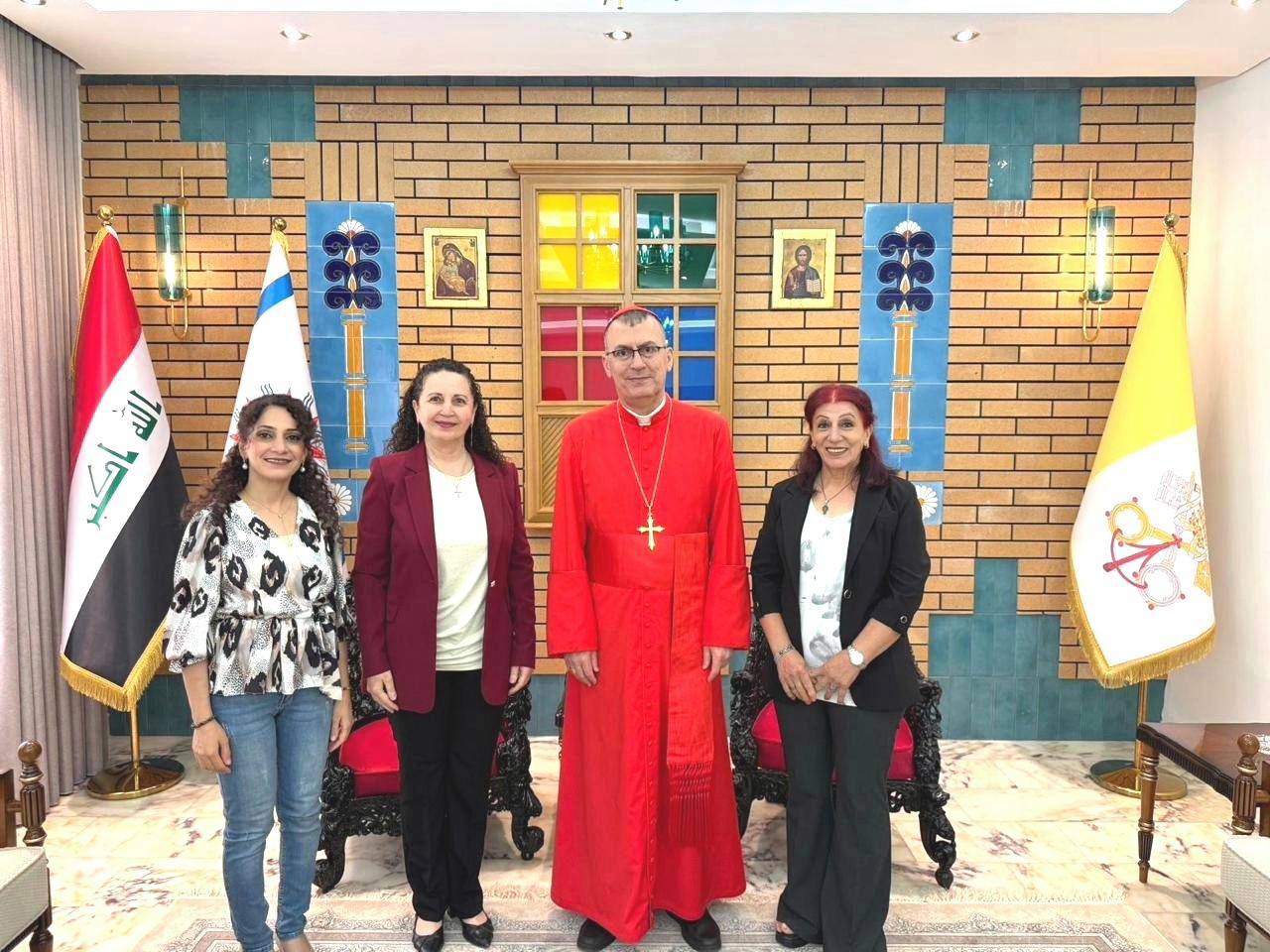 البطريرك مار بولس الثالث نونا الكُلي الطوبى يستقبل إدارة معهد "أور" لدراسات الكتاب المقدس واللغات القديمة (بغداد – المنصور)