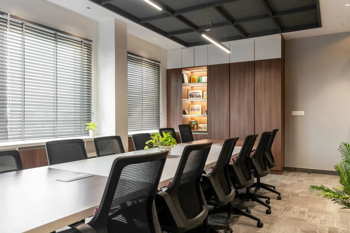 Études de cas & références Célèbre Cabinet d’avocats (Paris, salle de réunion principale)