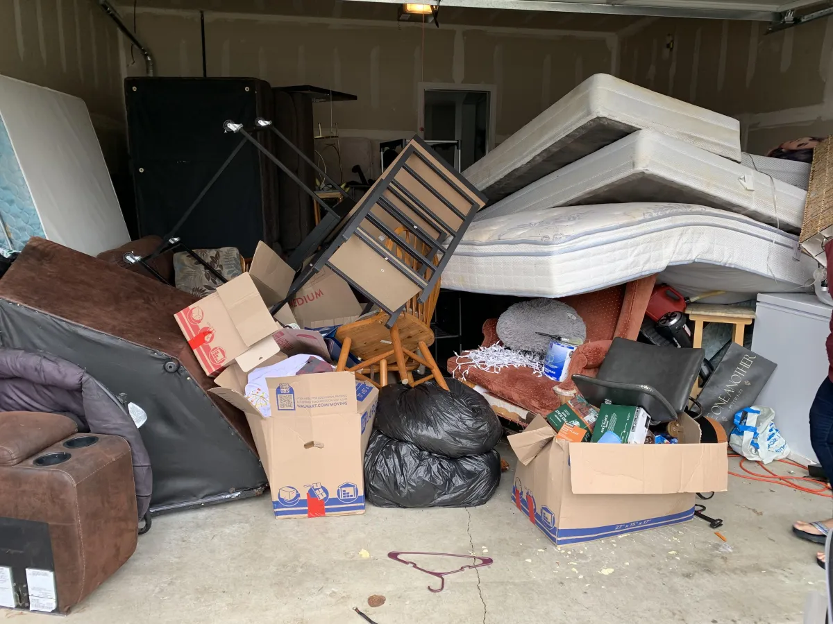 south hill garage junk cleanout