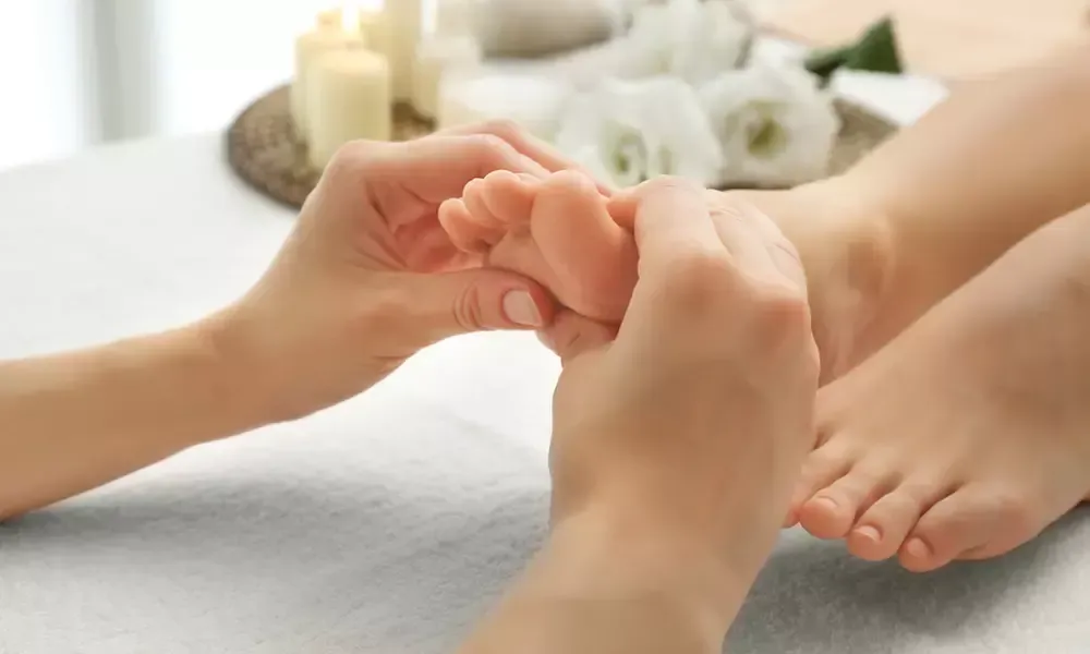 Foot Reflexology and Massage for Lower Leg Circulation