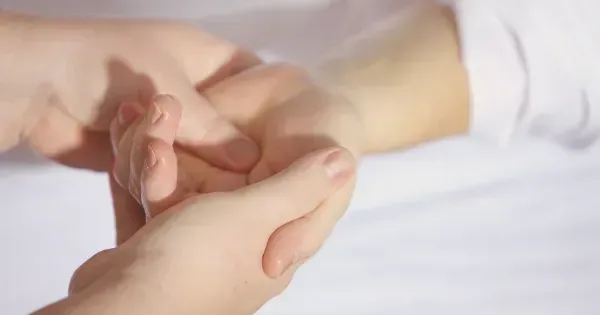 Gentle Massage for Cancer Recovery near EvergreenHealth