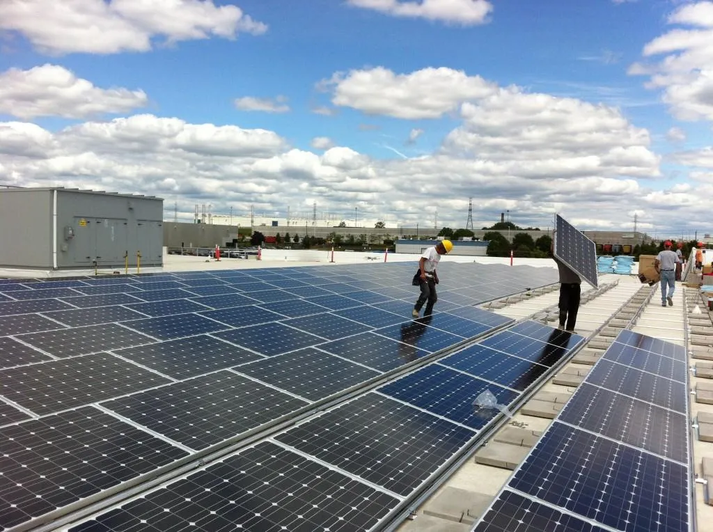 Commercial Solar Services Image