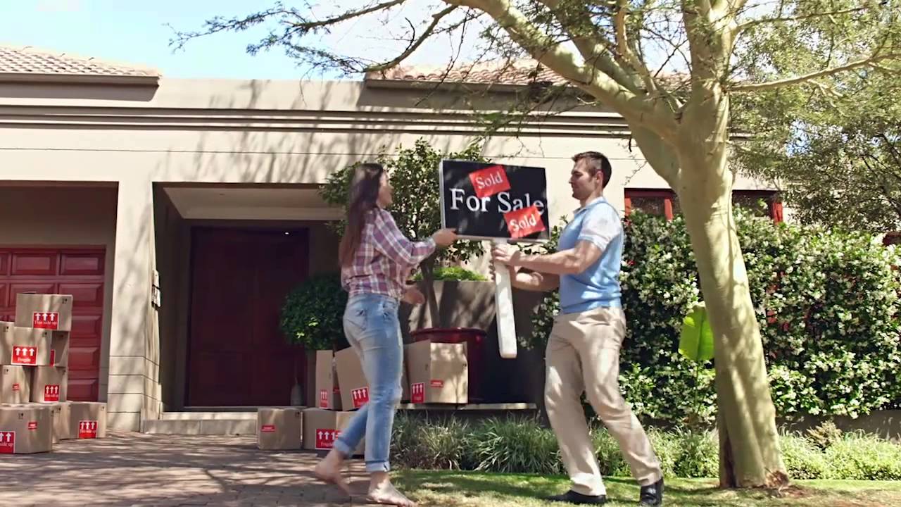 Nebraska homeowner deciding between a cash buyer and a realtor