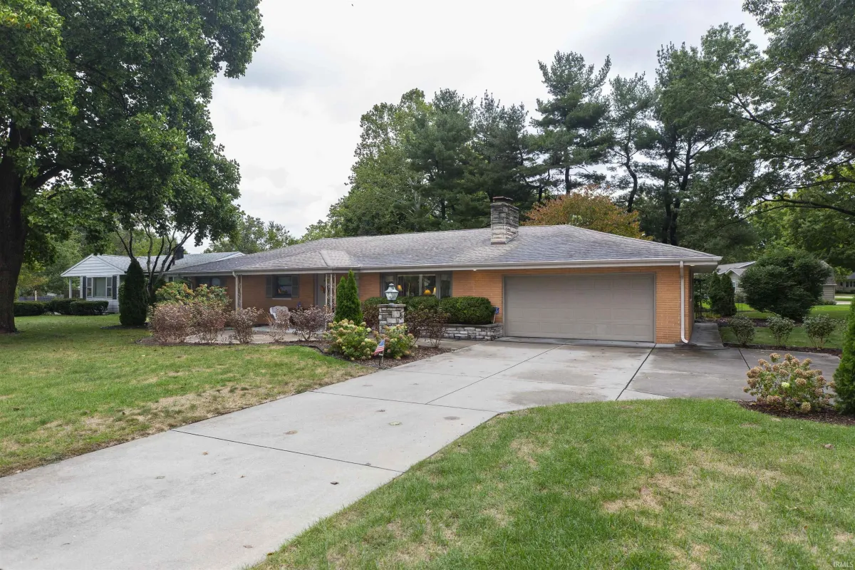 South Bend Concrete builds and installs Driveway