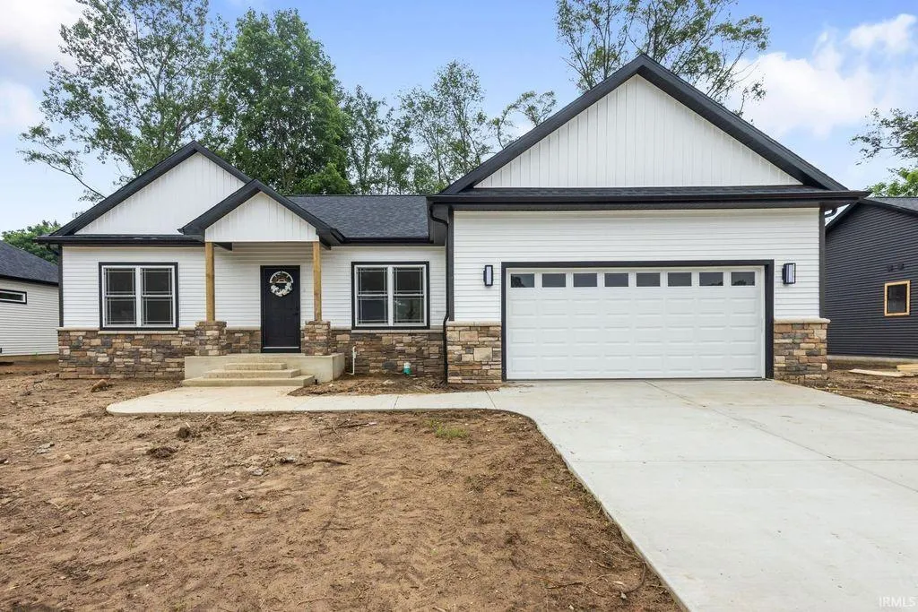 South Bend Concrete builds and installs Driveway