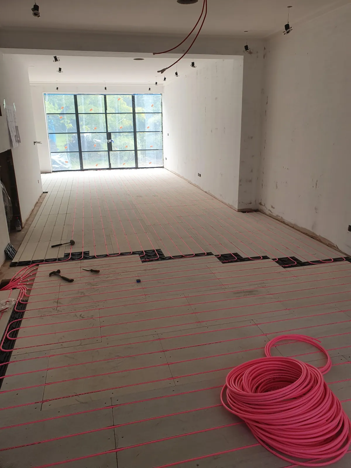 Parkmead, Puntney, London, SW15