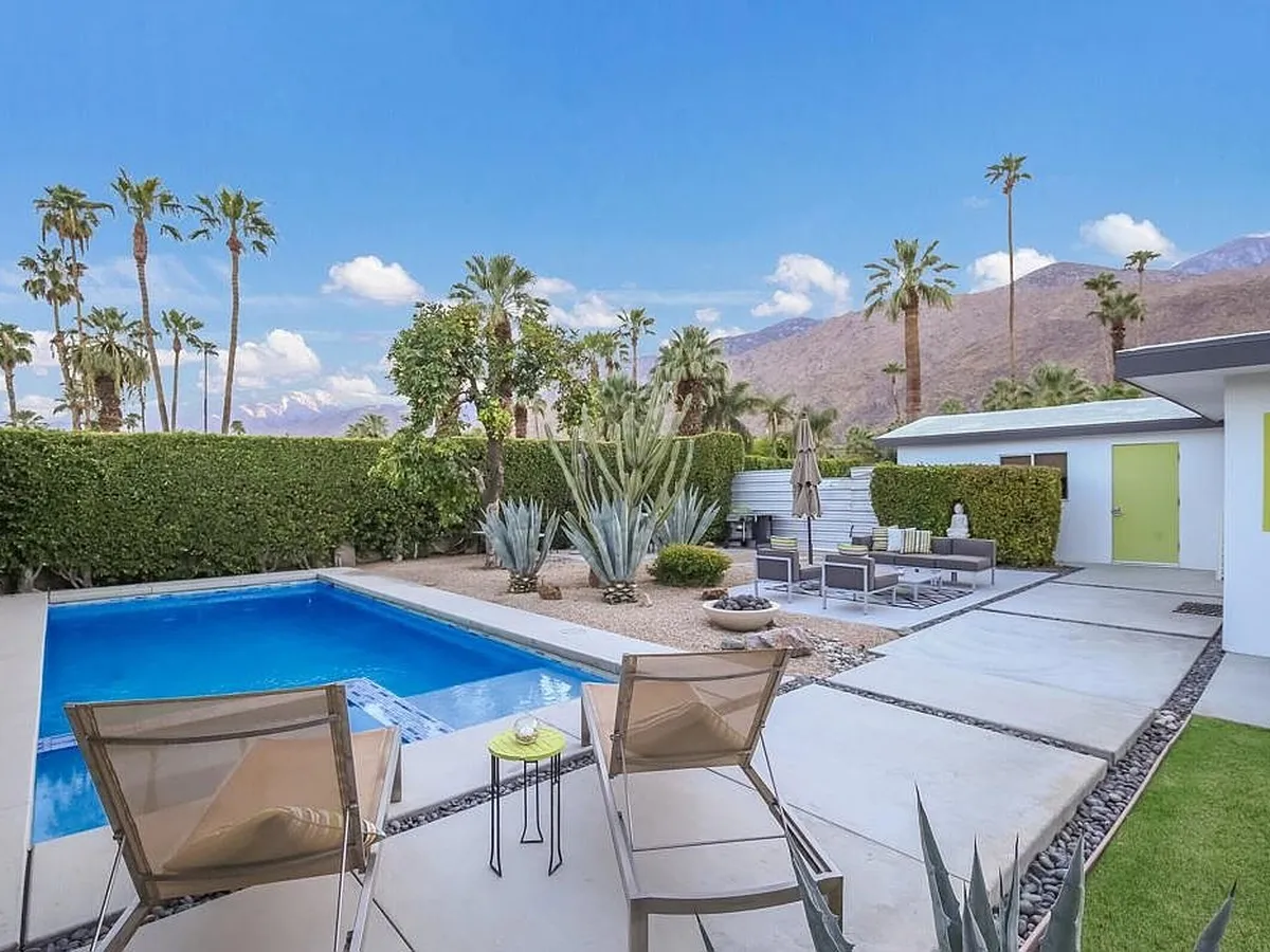 Palm Springs Concrete builds and installs patios