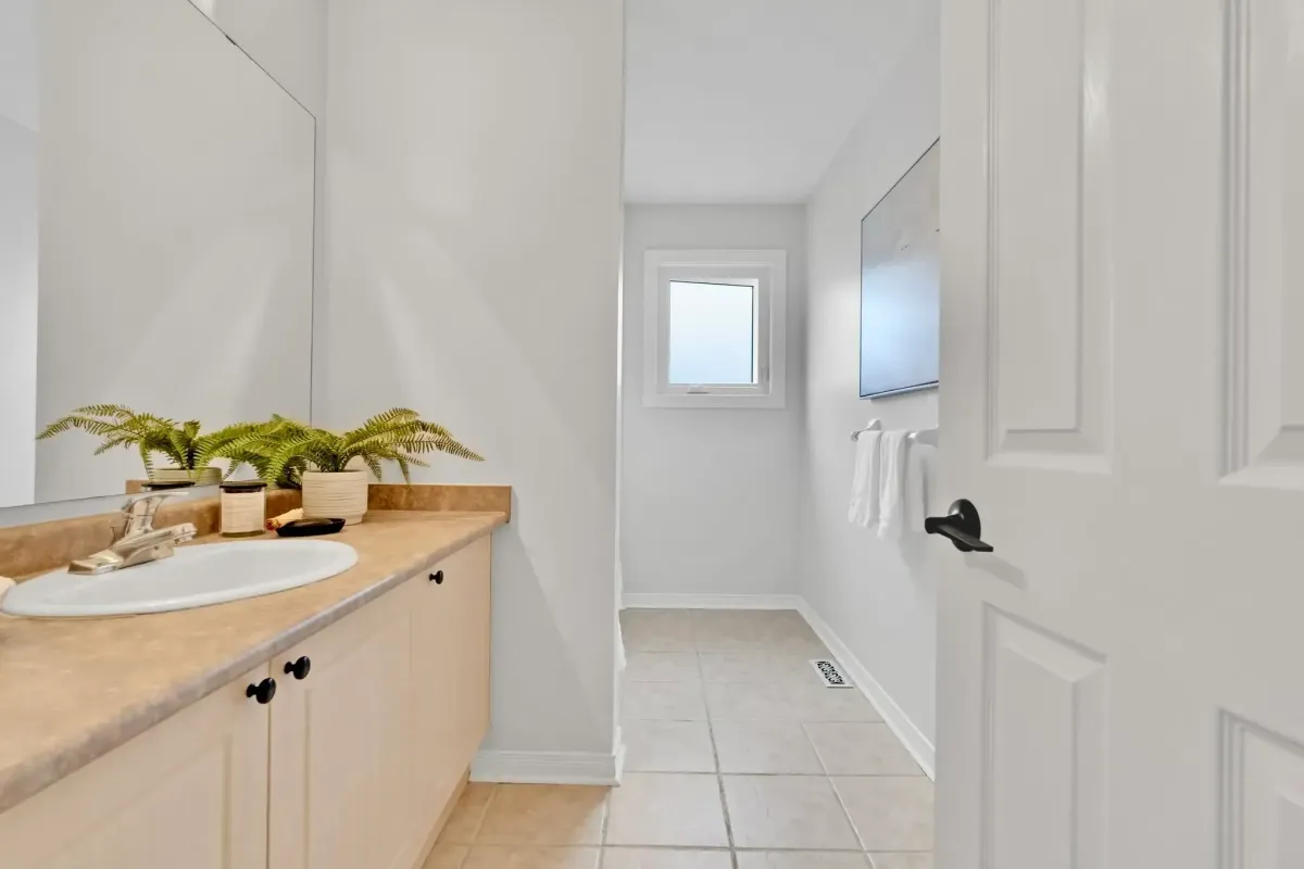 Professionally painted bathroom interior in a Bowmanville home by Altona Painting