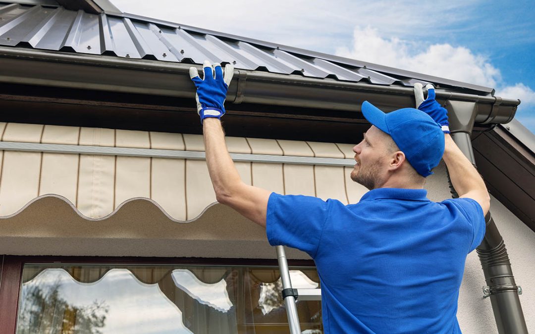  Seamless Rain Gutter Installation