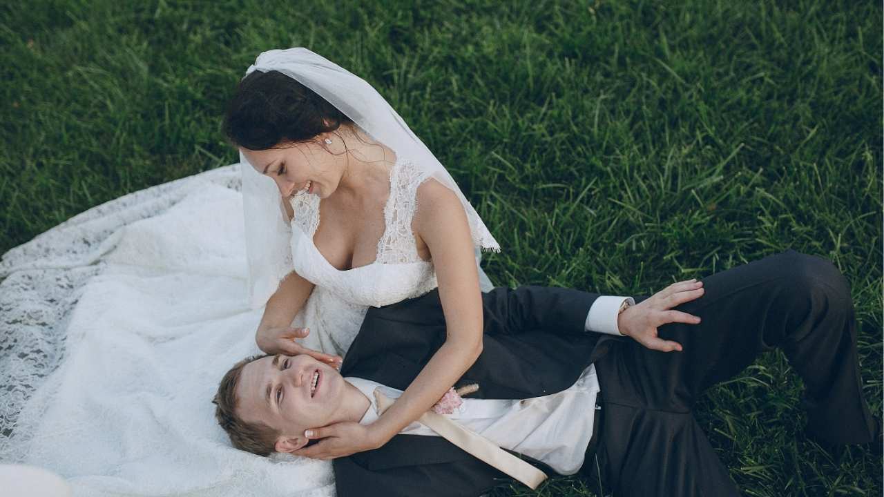 Must-Have Wedding Photos Checklist (Don’t Miss These Shots)