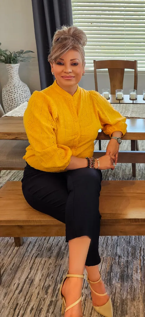 Susan Flores - Experienced El Paso REALTOR® and Real Estate Specialist