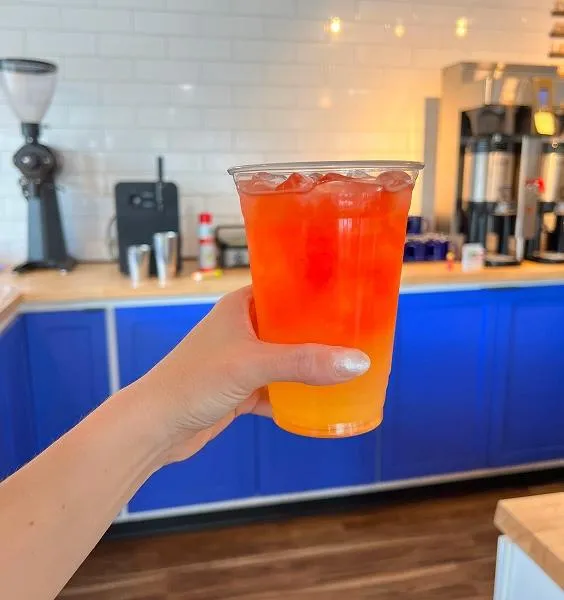 Sunny Sipper - Peach Bum