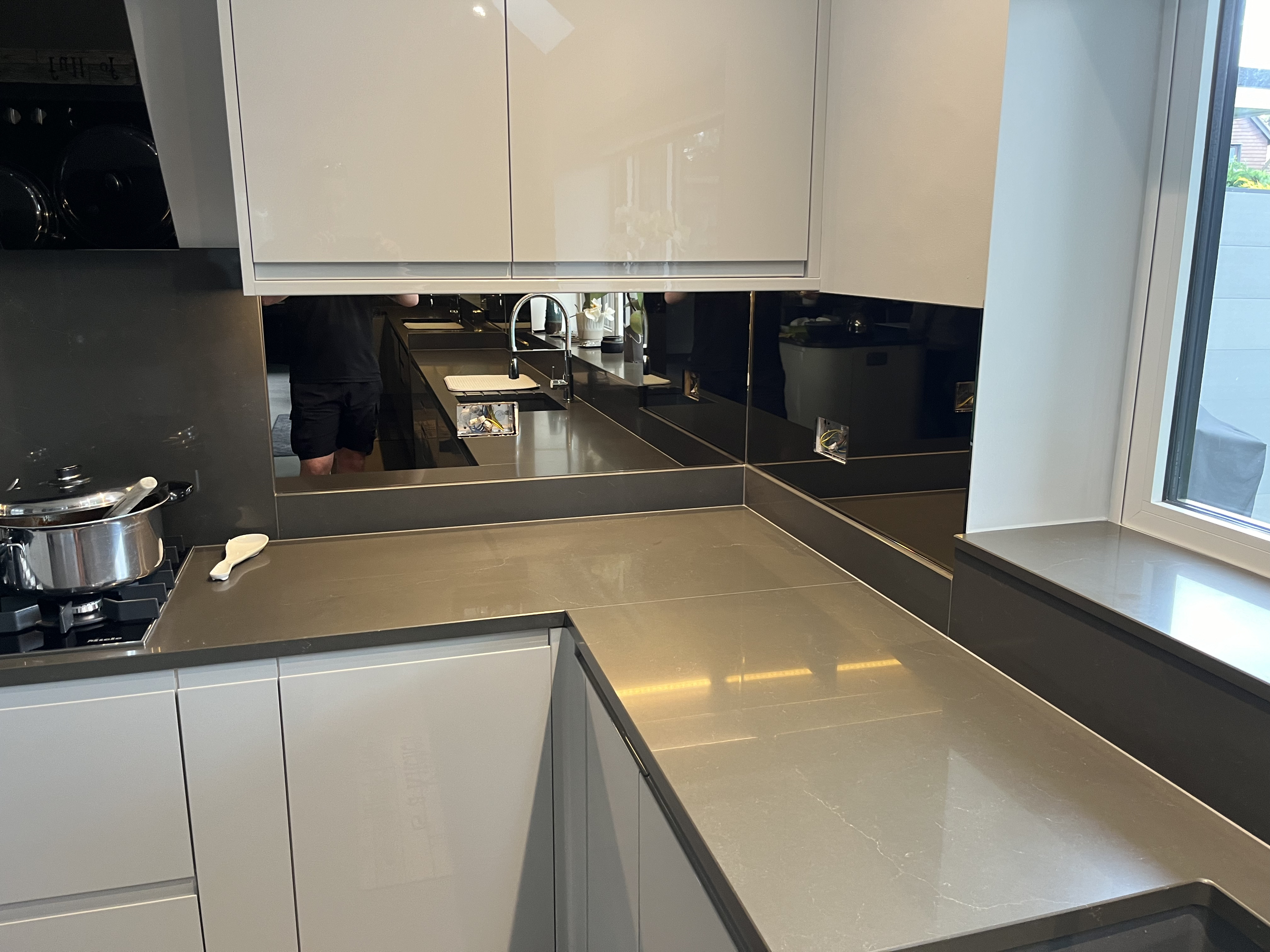 Kitchen Glass Splashbacks in Southern UK - Stylish & Easy to Clean in Sussex
