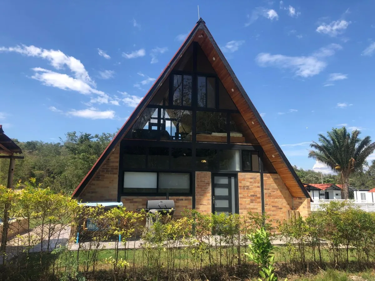 Glamping con piscina, Rio y Jacuzzi Privado | Finca Shaddai Villeta