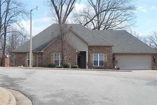 Jonesboro AR Concrete builds and installs Driveway