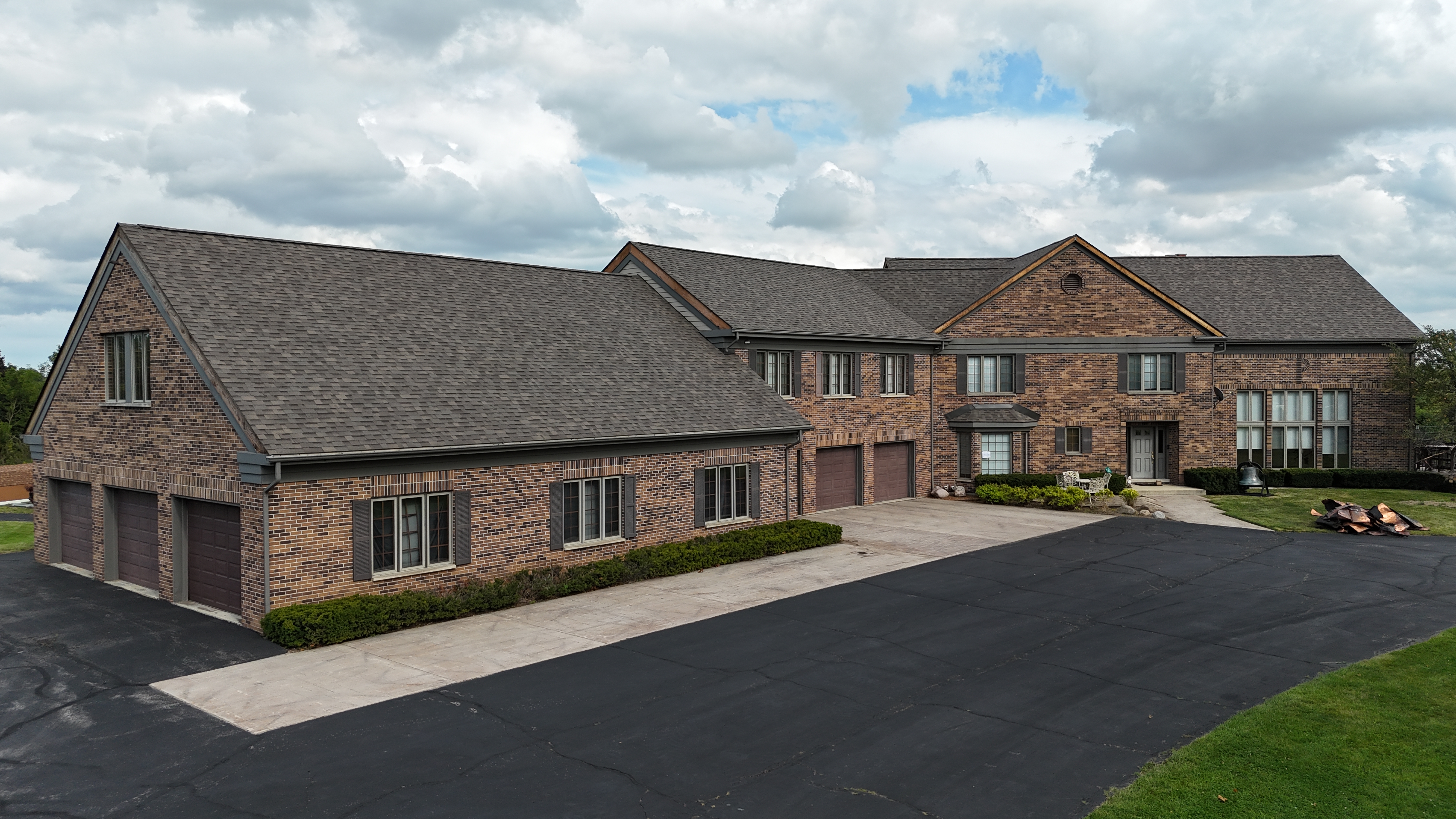 Malarkey Weathered Wood Pro roof installed on a home in South Barrington, IL by Northwind Exteriors.