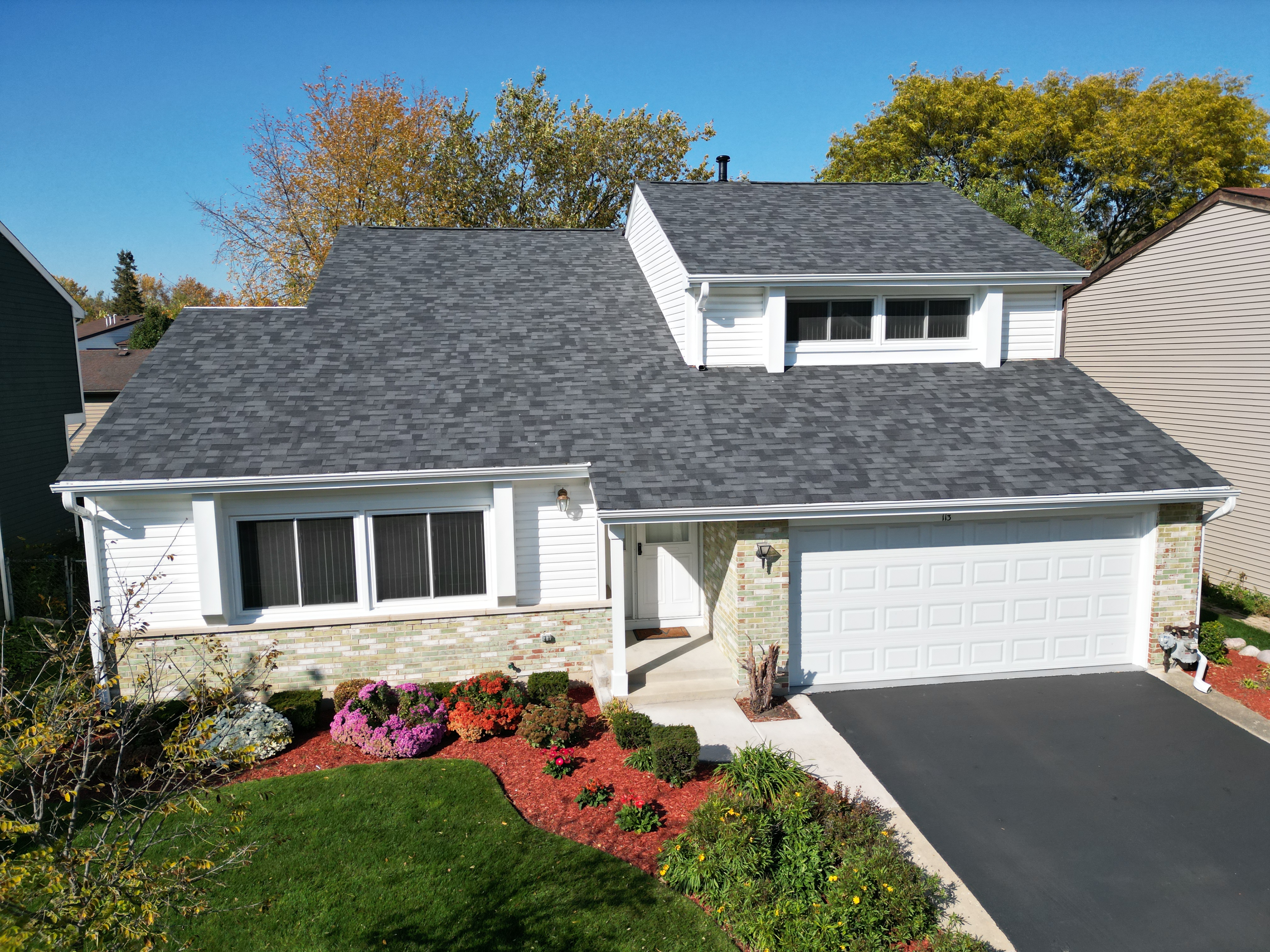 Malarkey Midnight Black shingle roof installed by Northwind Exteriors on a home in Glenview, IL, delivering a sleek, modern look with superior weather resistance.