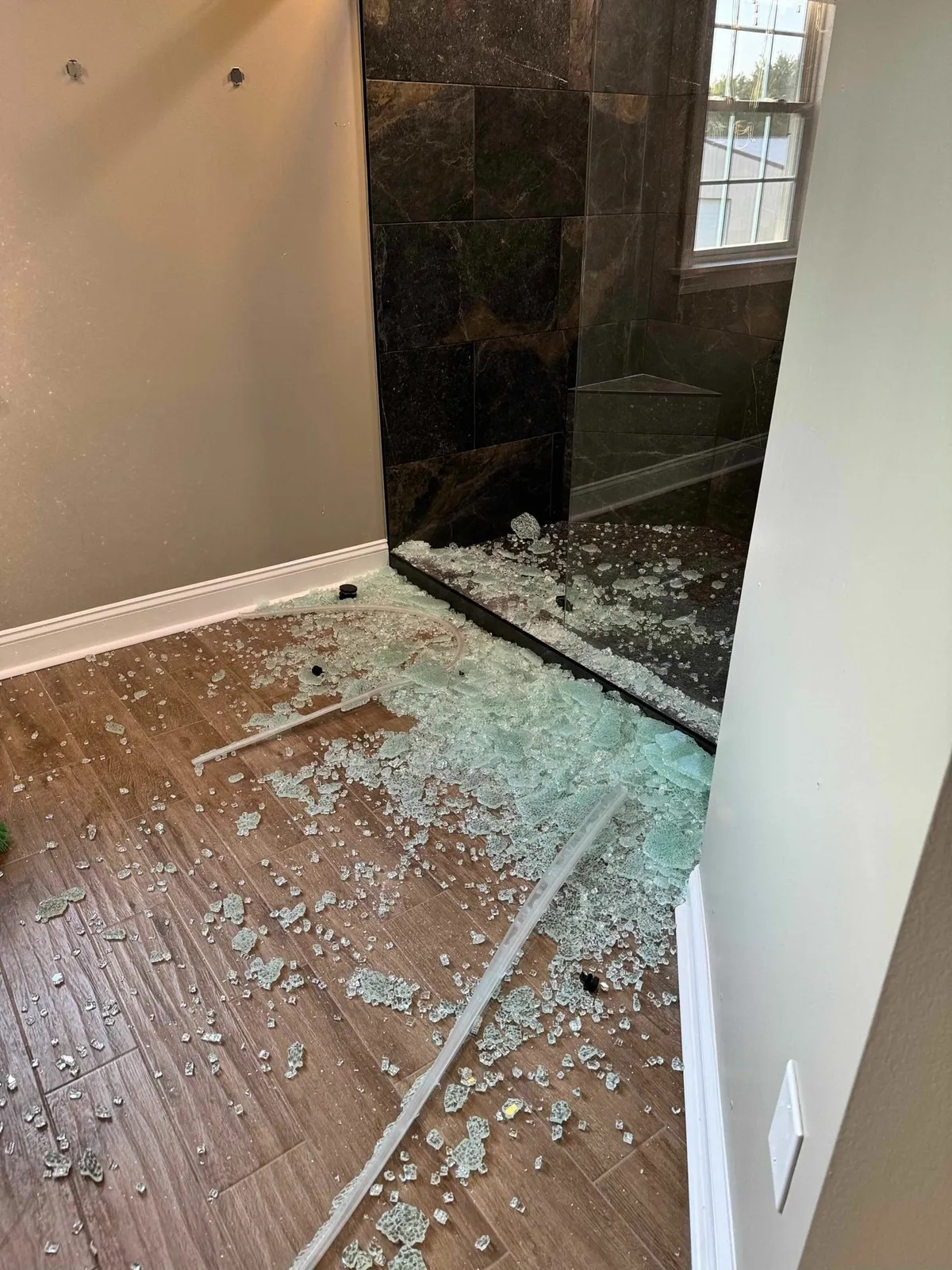 Beware of Exploding Shower Doors: What You Need to Know Before Buying Glass Shower Doors
