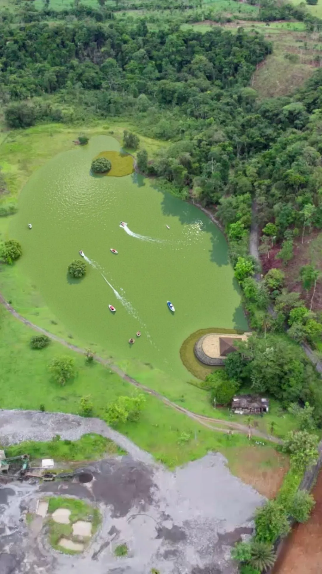 lago artificial mutatá