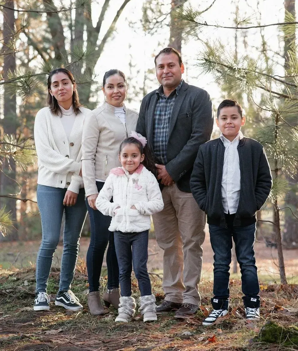 alt="G&G Remodeling family-owned renovation team in Houston TX"