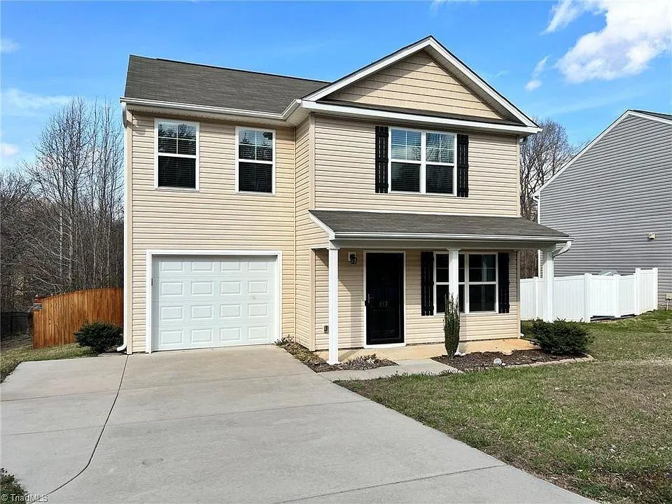 Winston-Salem Concrete builds and installs Driveway