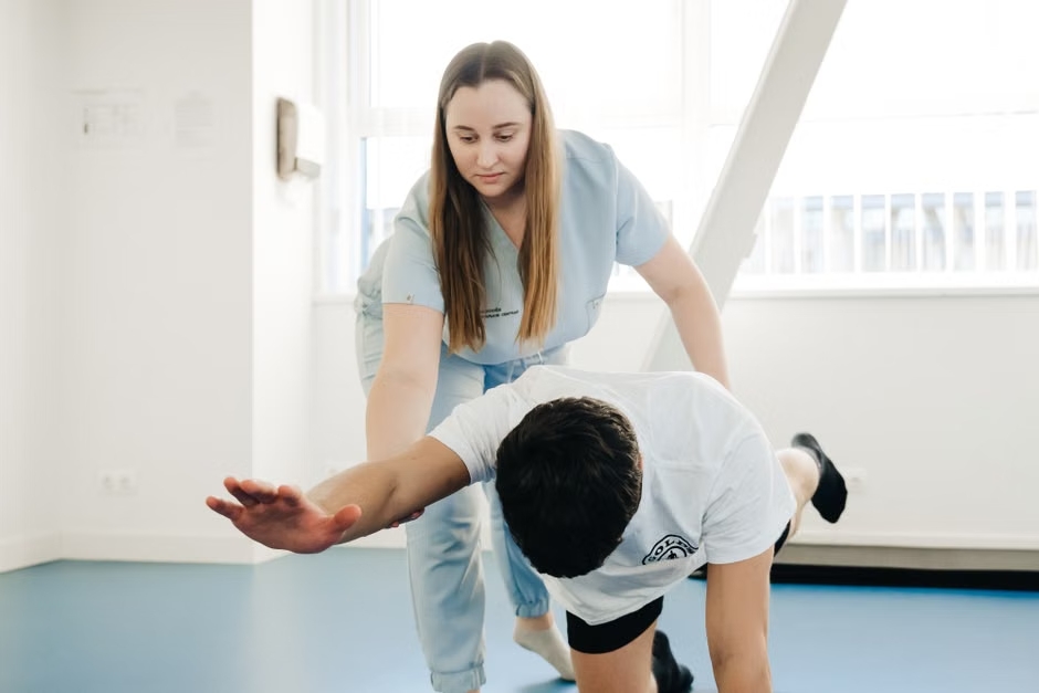 When to See a Physiotherapist in Calgary | Revital Health