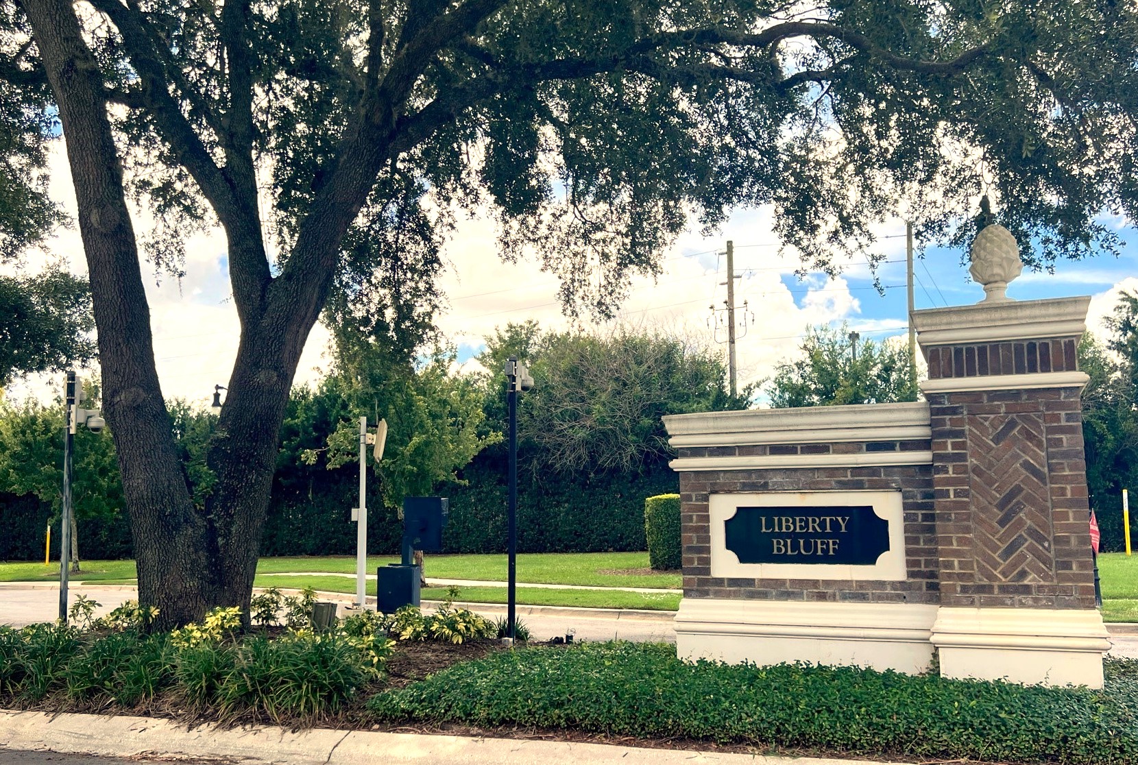 Liberty Bluff Reunion Resort Entrance