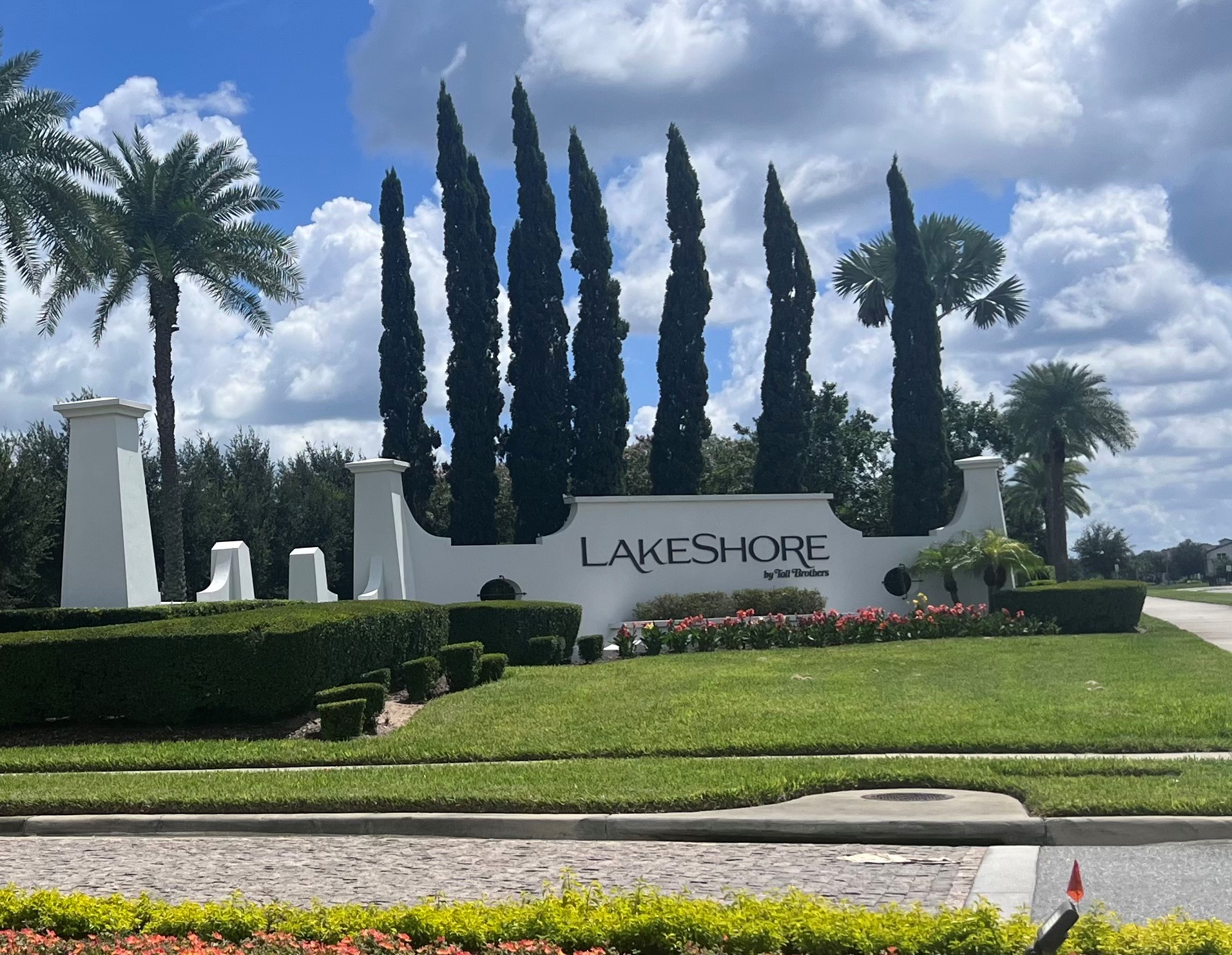 Entrance to Lakeshore Winter Garden, FL