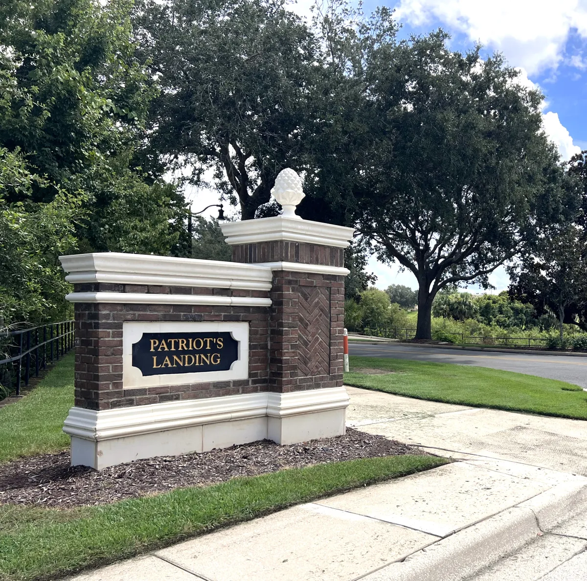Patriots Landing Reunion Resort Entrance