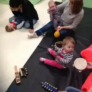 Parent and baby bonding in the sensory space