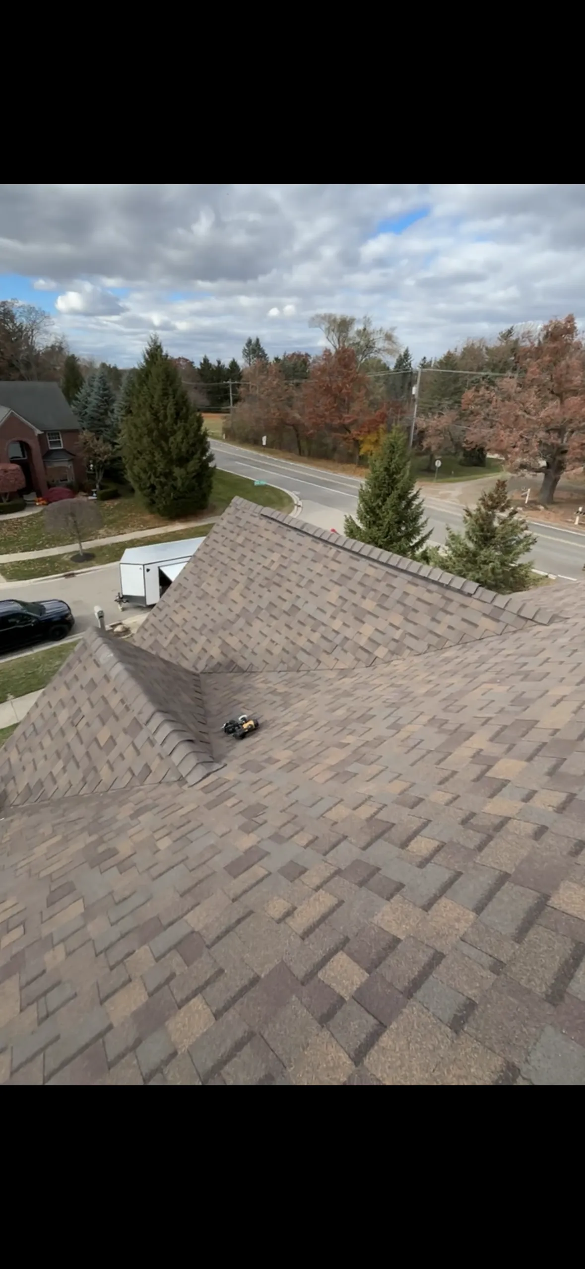 Architectural shingle roof replacement by TBL Construction, Southeast Michigan