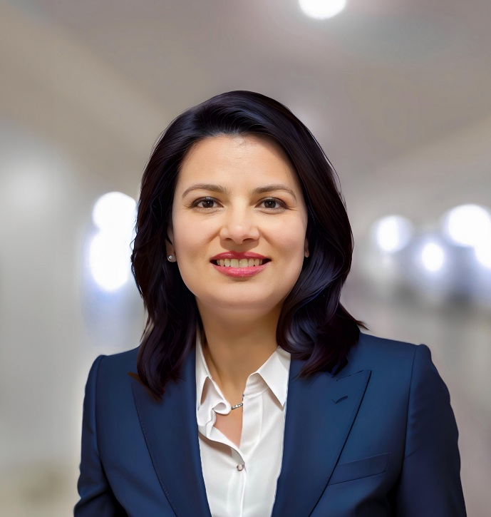 Avani Parikh - Real Estate Expert Portrait