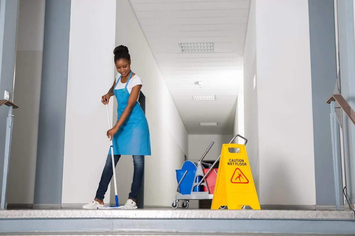 commercial cleaner