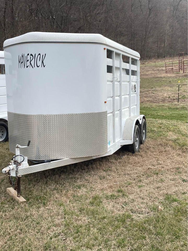 Maverick 2Horse Trailer