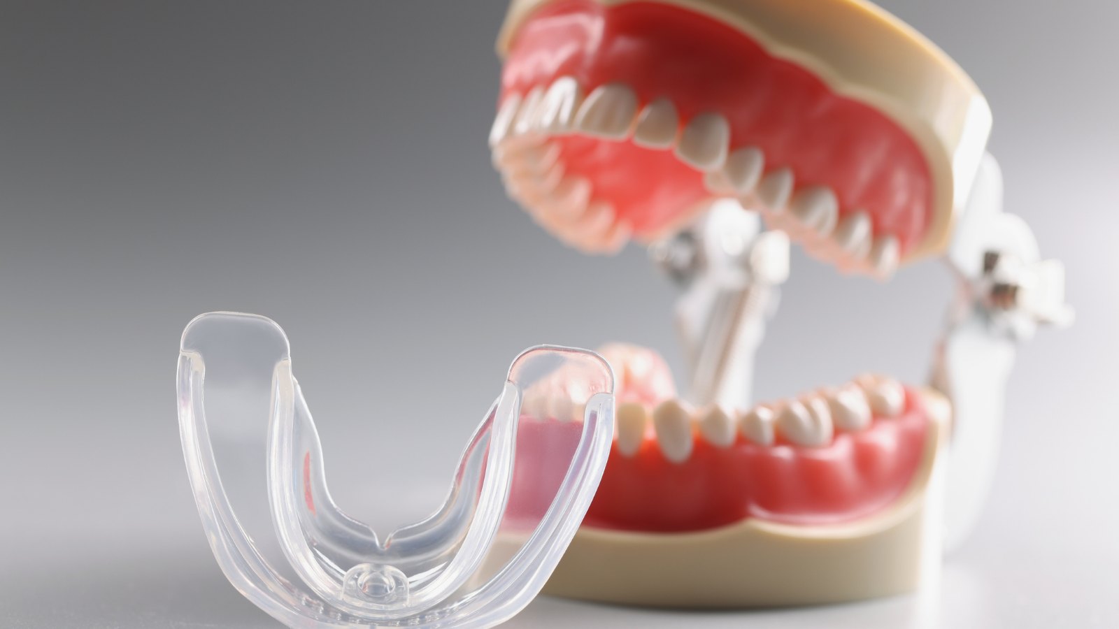 clear dental mouthguard appliance for teeth grinding and sports protection