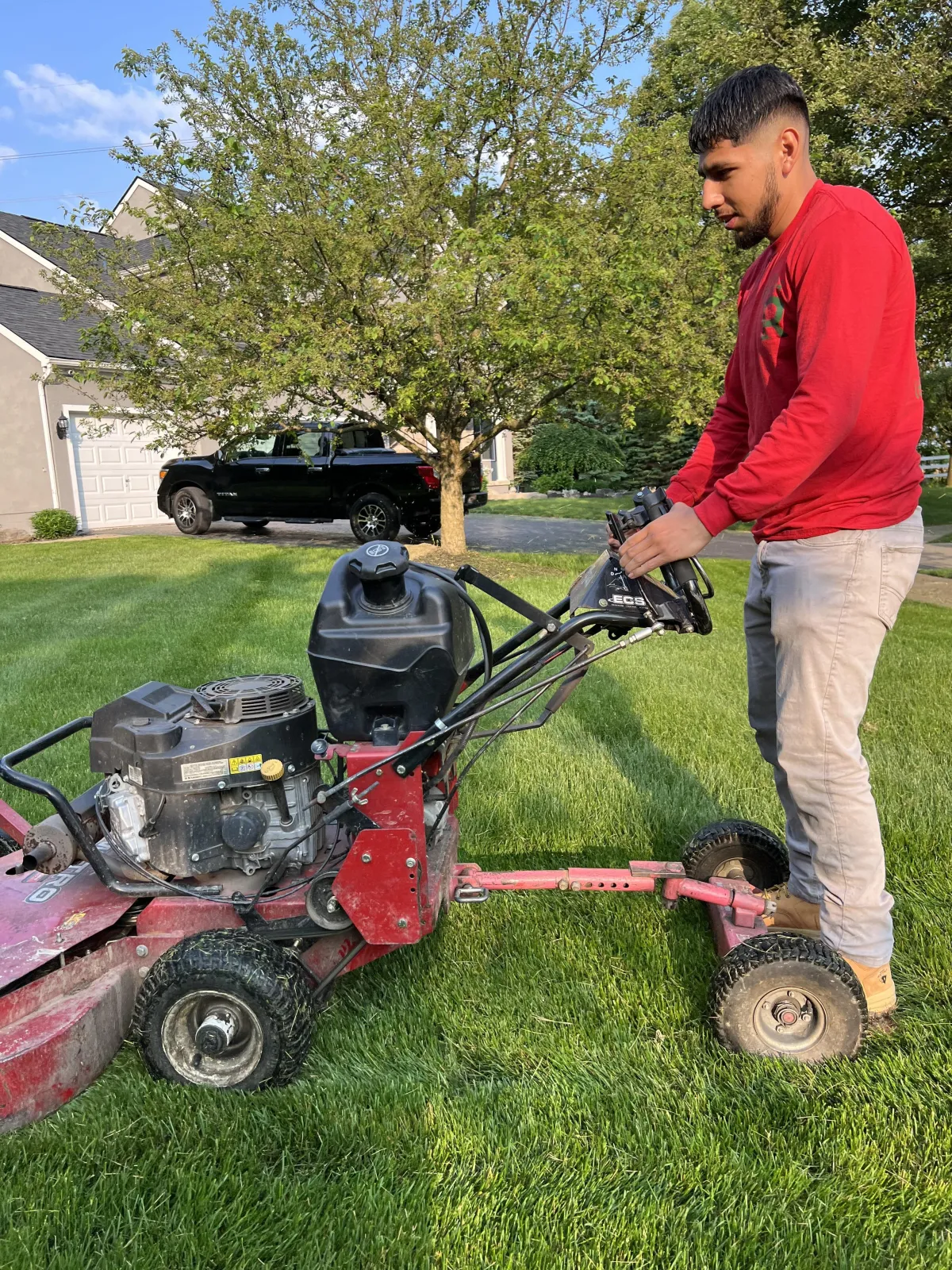 Mowing Lawn in Columbus OH