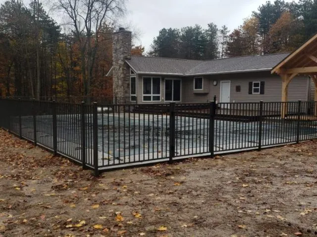 aluminum fence