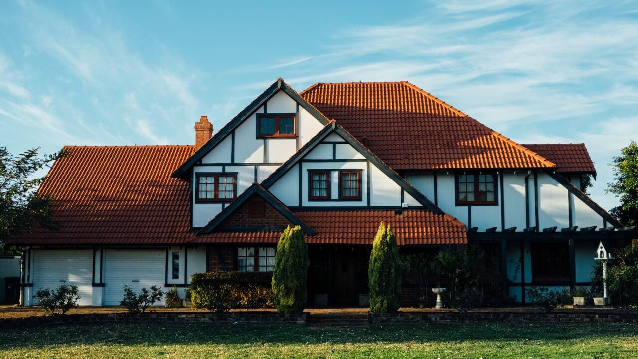 What Are the Best Roofing Materials for Alabama's Climate?