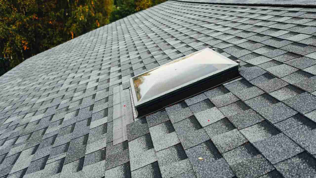 asphalt vs. metal roofing