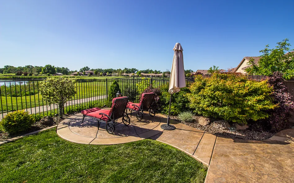 Boca Raton Concrete builds and installs patios.