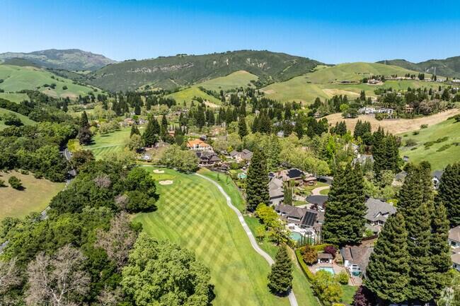 Blackhawk Danville 94506 Gated Community Lifestyle