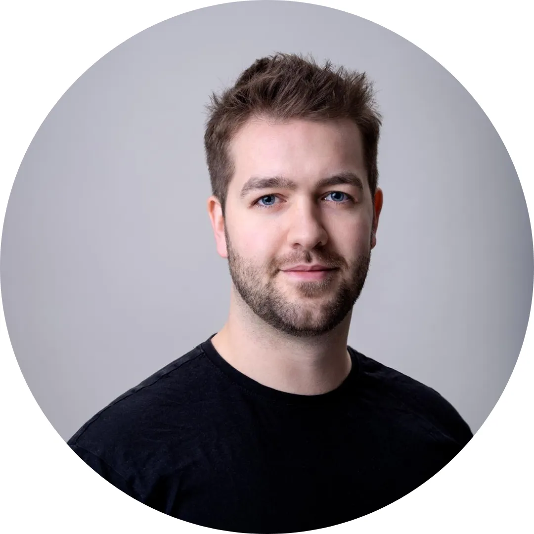 Fabian Froitzheim Mit Power präsentieren on point