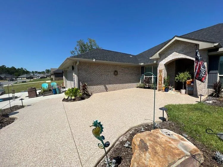 Corpus Christi Concrete builds and installs Driveway