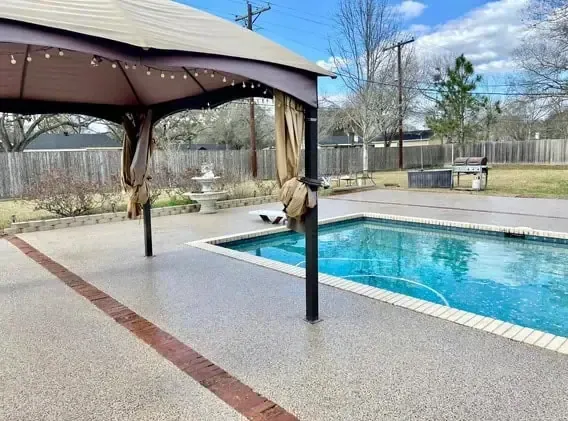 Corpus Christi Concrete builds and installs Pool deck