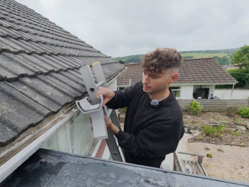 Gutter Washing in Crediton