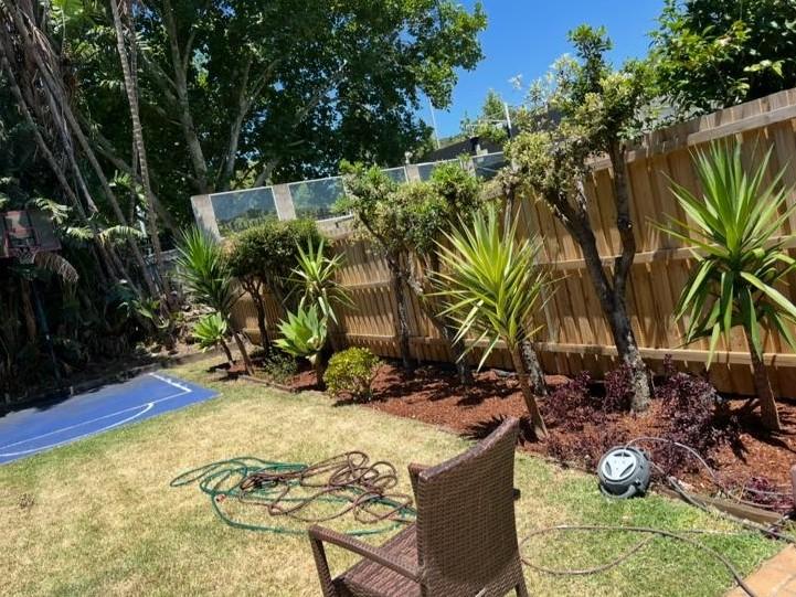 Mulching Services Sydney NSW – Fresh Garden Mulch Installation