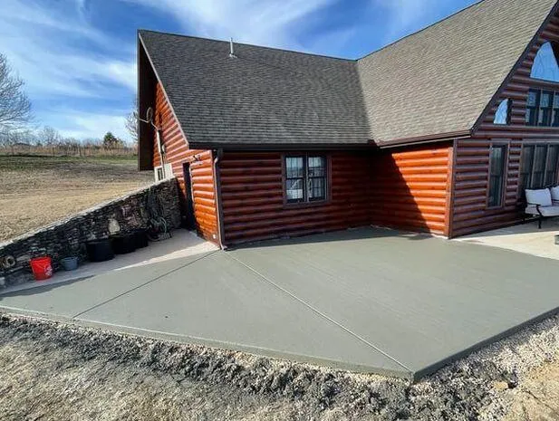 Springfield Concrete builds and installs Patio