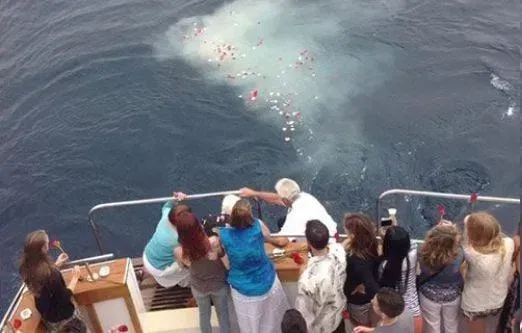 personalized ash scattering at sea near me